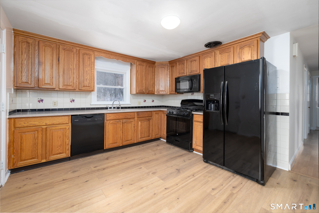 481 Bunker Hill Avenue - Photo 1