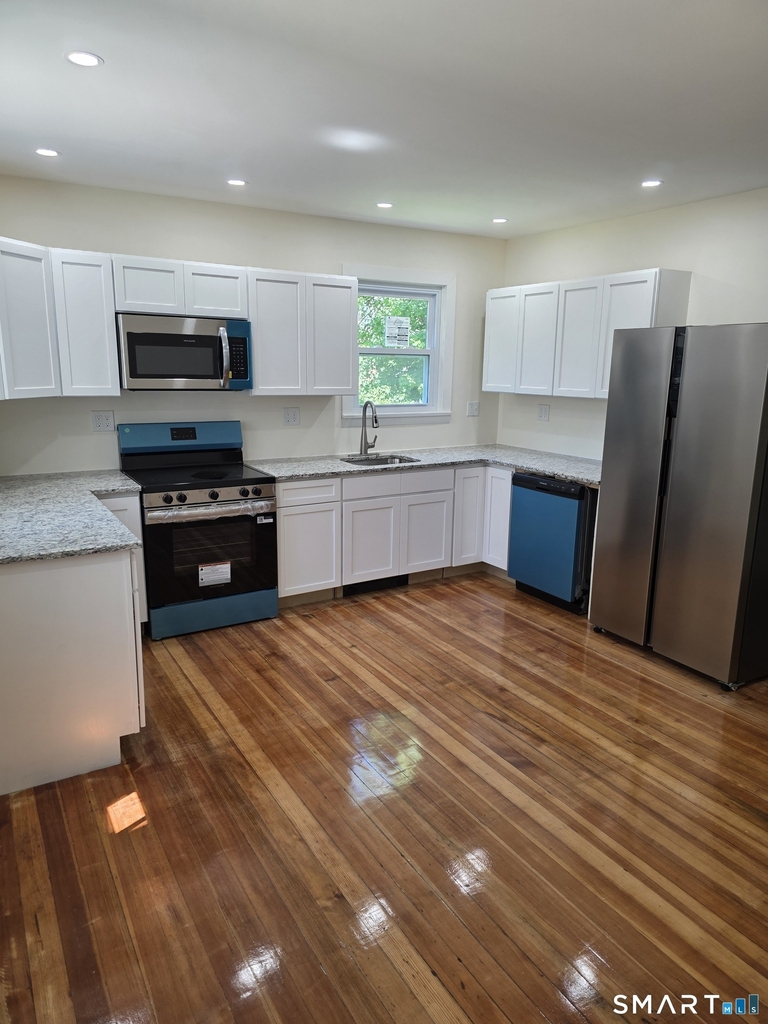 54 Prospect Street - Photo 8