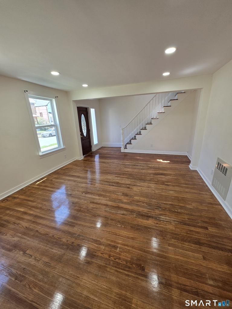 54 Prospect Street - Photo 5