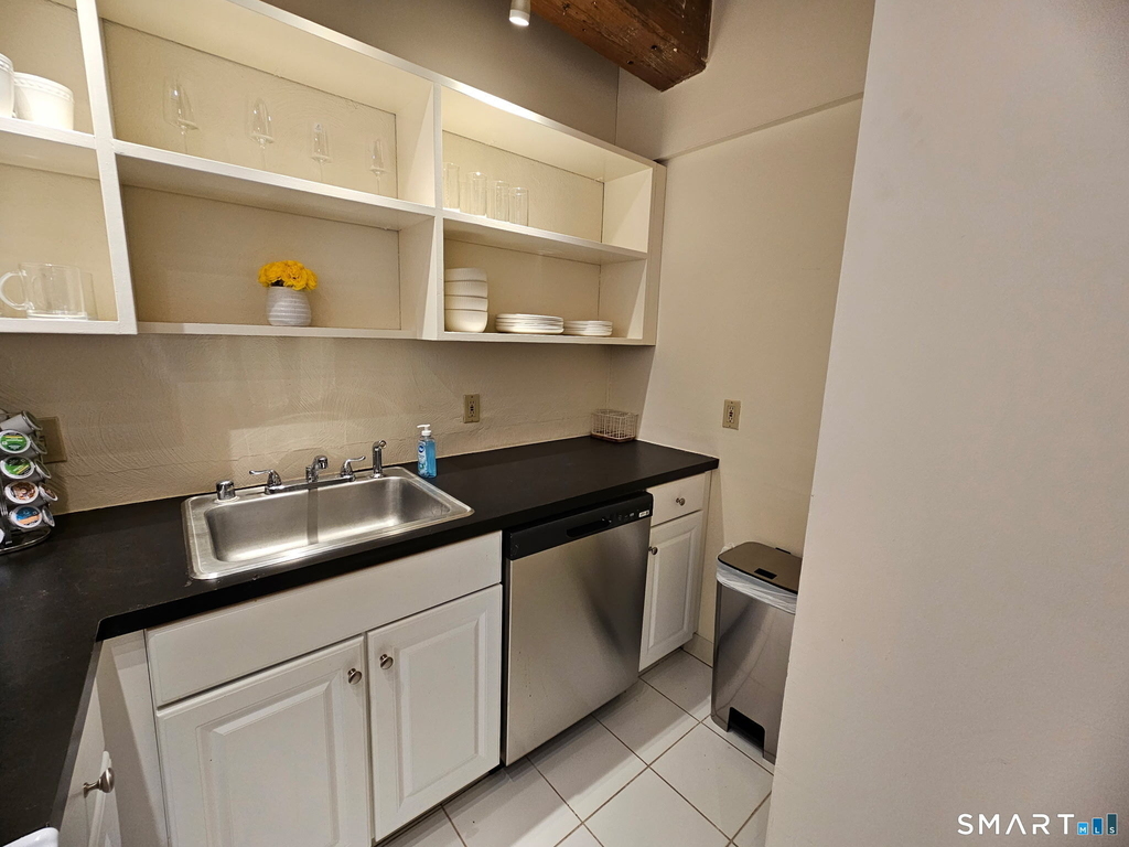 12 Water Street - Photo 2