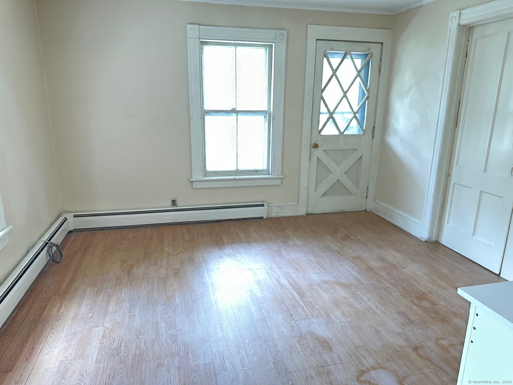 61 Clarence Street - Photo 1