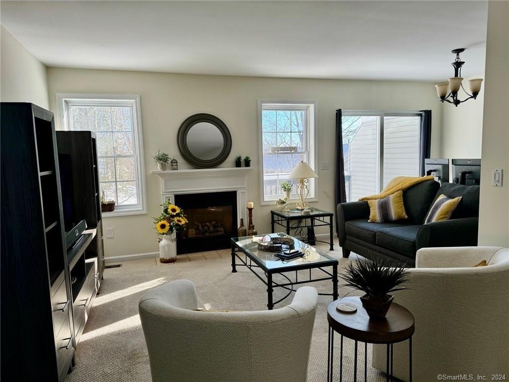 4003 Hancock Drive - Photo 4