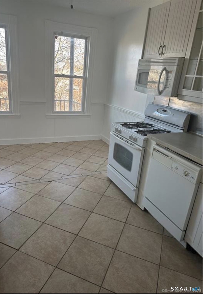 144 Putnam Street - Photo 8