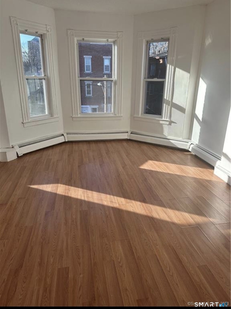 144 Putnam Street - Photo 0