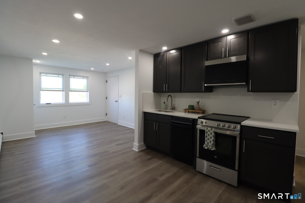 149 Garfield Avenue - Photo 0