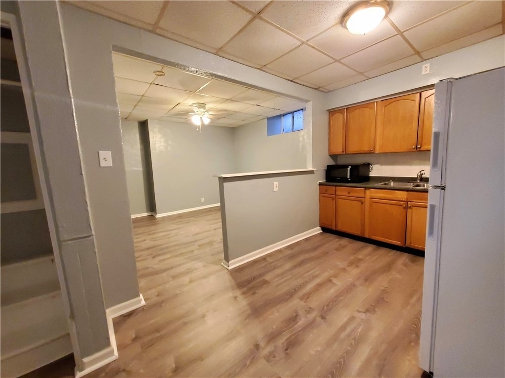 430 Grace St - Photo 3