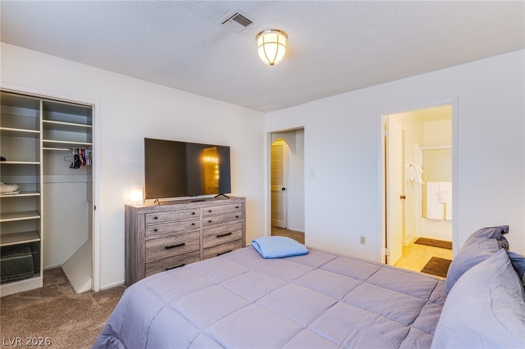 5240 Janfred Court - Photo 9