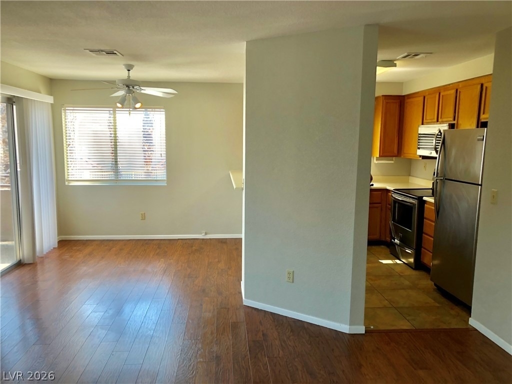 6863 Tamarus Street - Photo 3
