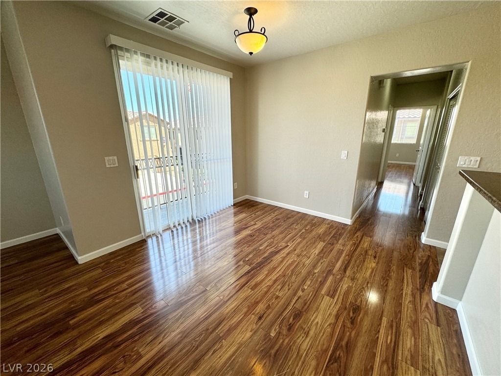 335 Clarence House Avenue - Photo 2