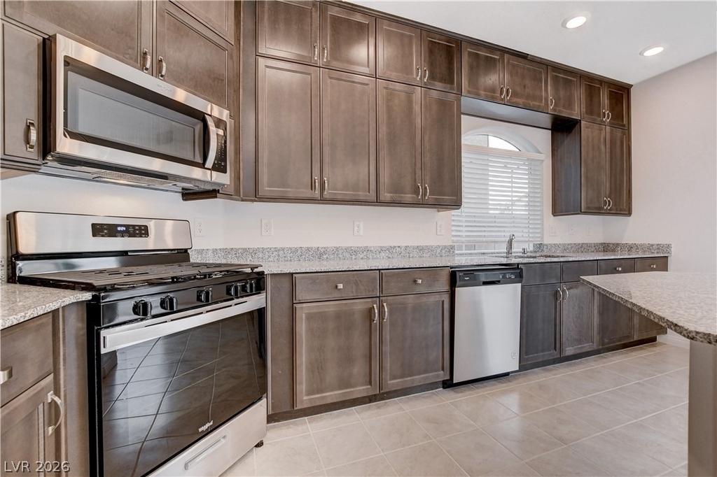7821 Tomsburgh Lane - Photo 14