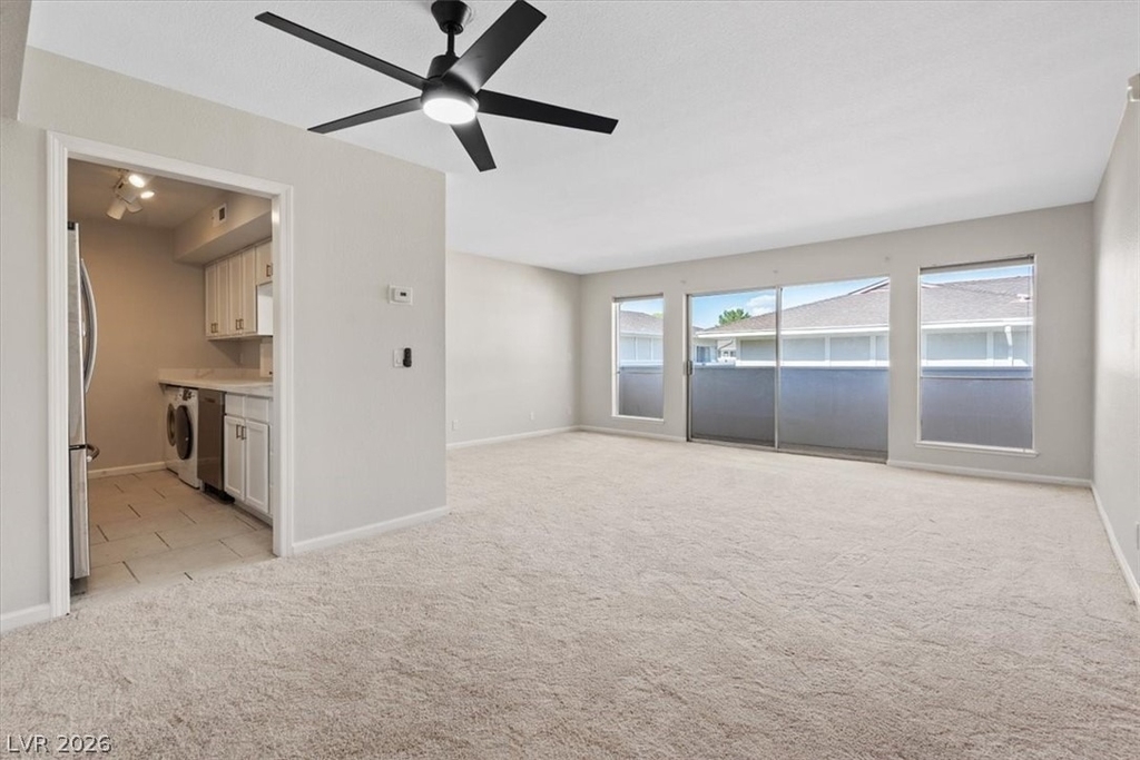 669 Oakmont Avenue - Photo 12