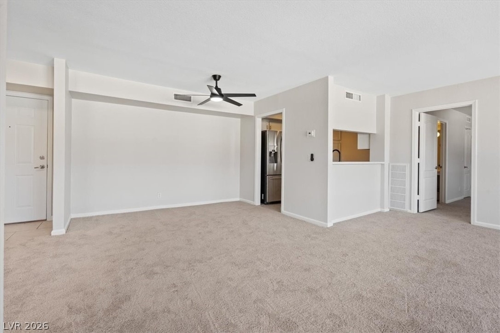 669 Oakmont Avenue - Photo 16