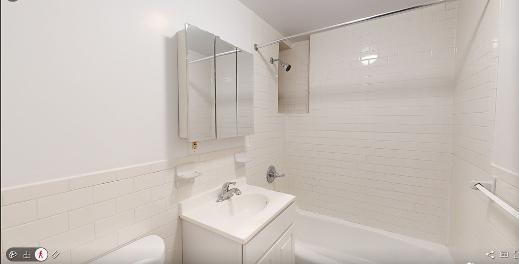 East 91 Street - Photo 3