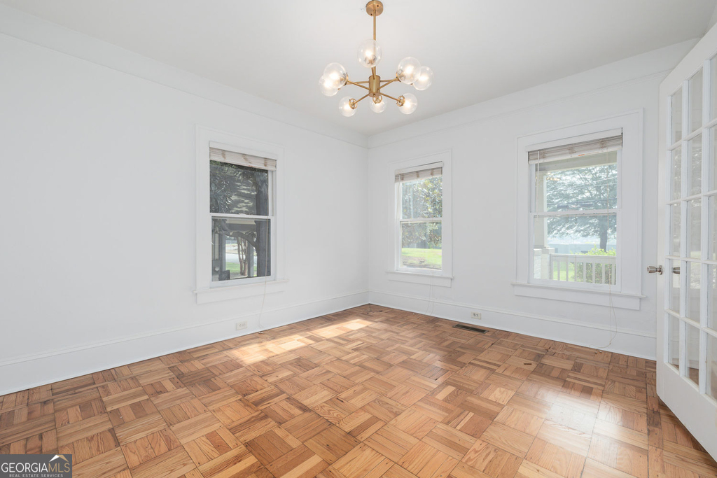 257 Stovall Street Se - Photo 7