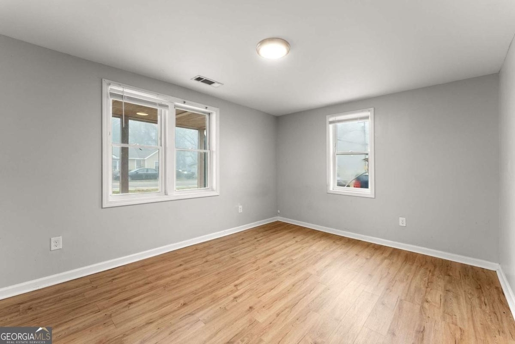 212 Walker Drive - Photo 12
