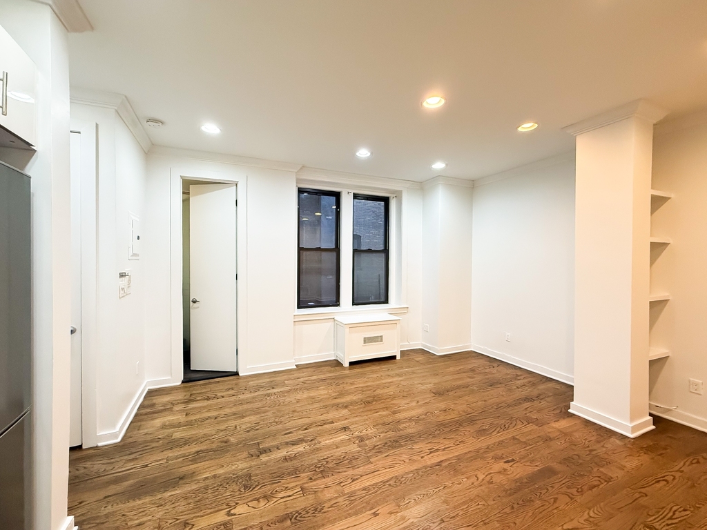 410 Eastern Parkway - Photo 7