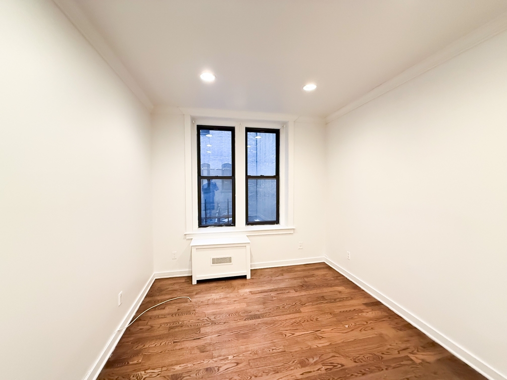 410 Eastern Parkway - Photo 8
