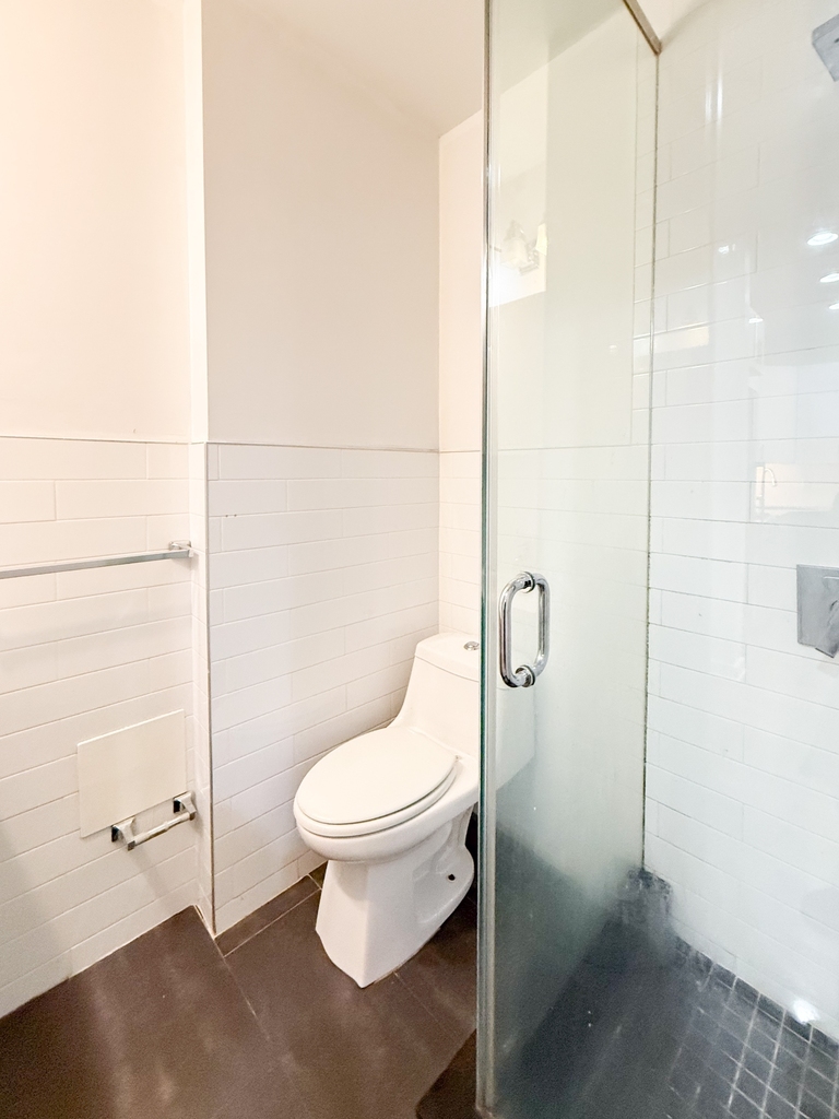 410 Eastern Parkway - Photo 12