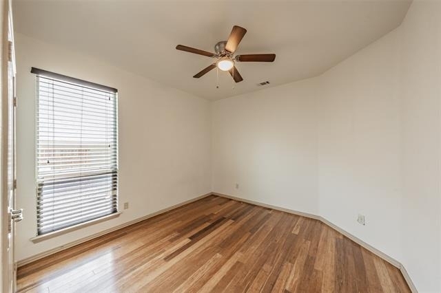 3316 Lone Tree Lane - Photo 6