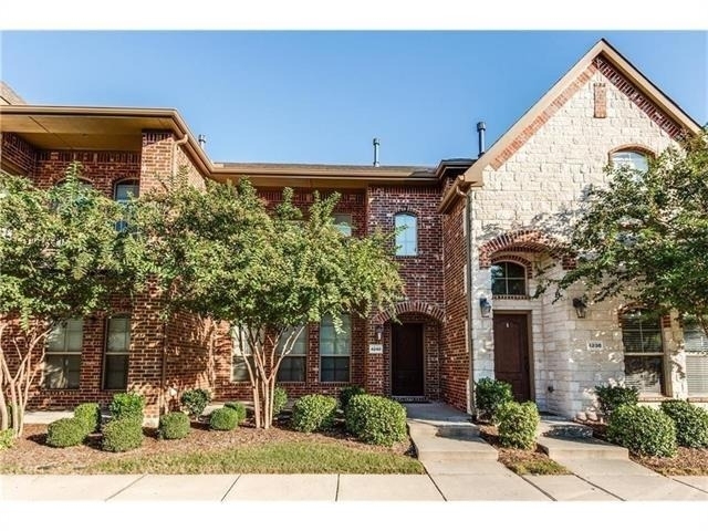 4240 Comanche Drive - Photo 1