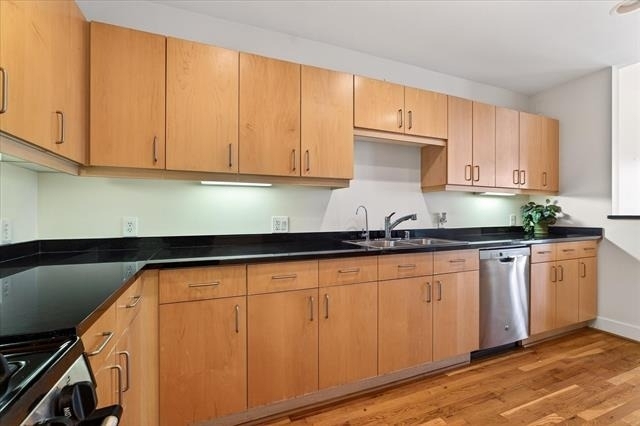 5055 Addison Circle - Photo 20