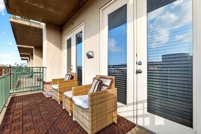 5055 Addison Circle - Photo 10