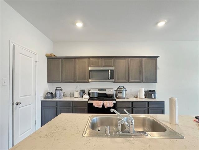 3204 Stanley Street - Photo 7
