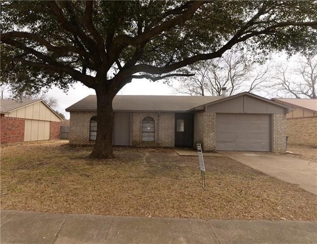 556 Hanover Drive - Photo 0