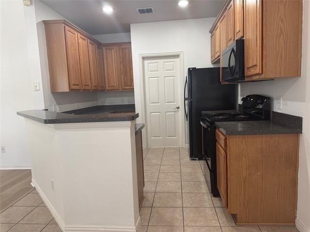 8745 Manhattan Avenue - Photo 4