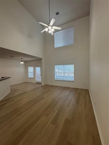 8745 Manhattan Avenue - Photo 2