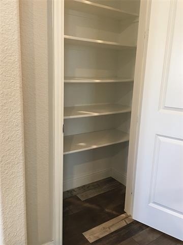 1353 Elaine Drive - Photo 9