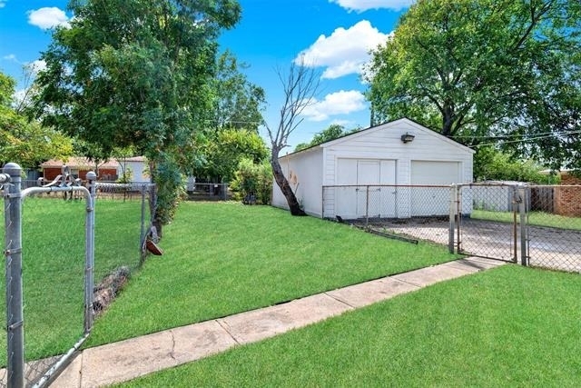 318 Hilltop Avenue - Photo 17