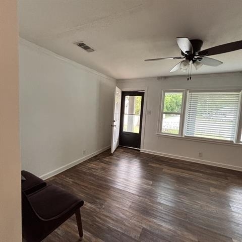 1104 Locust Street - Photo 1