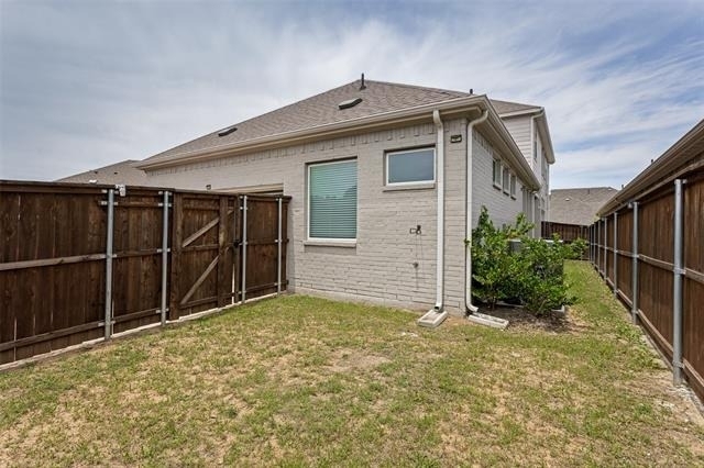 2726 Geranium Lane - Photo 24