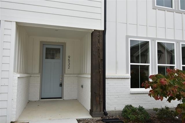 9532 Thorncrown Lane - Photo 0