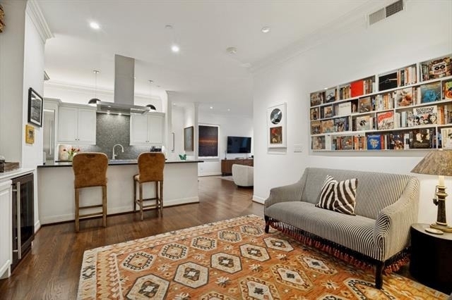 2828 Hood Street - Photo 9