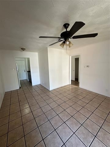 907 Broadway Avenue - Photo 2