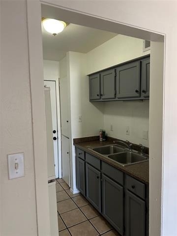 907 Broadway Avenue - Photo 3