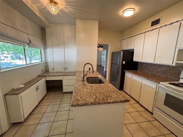 600 Monticello Drive - Photo 0
