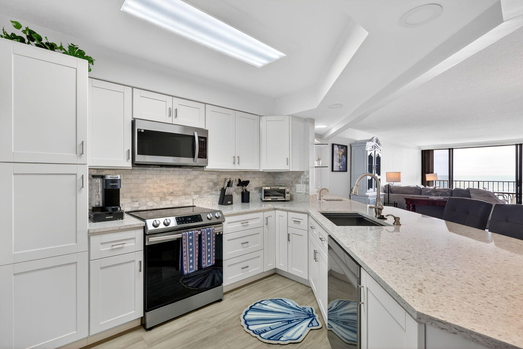 9650 S Ocean Drive - Photo 14