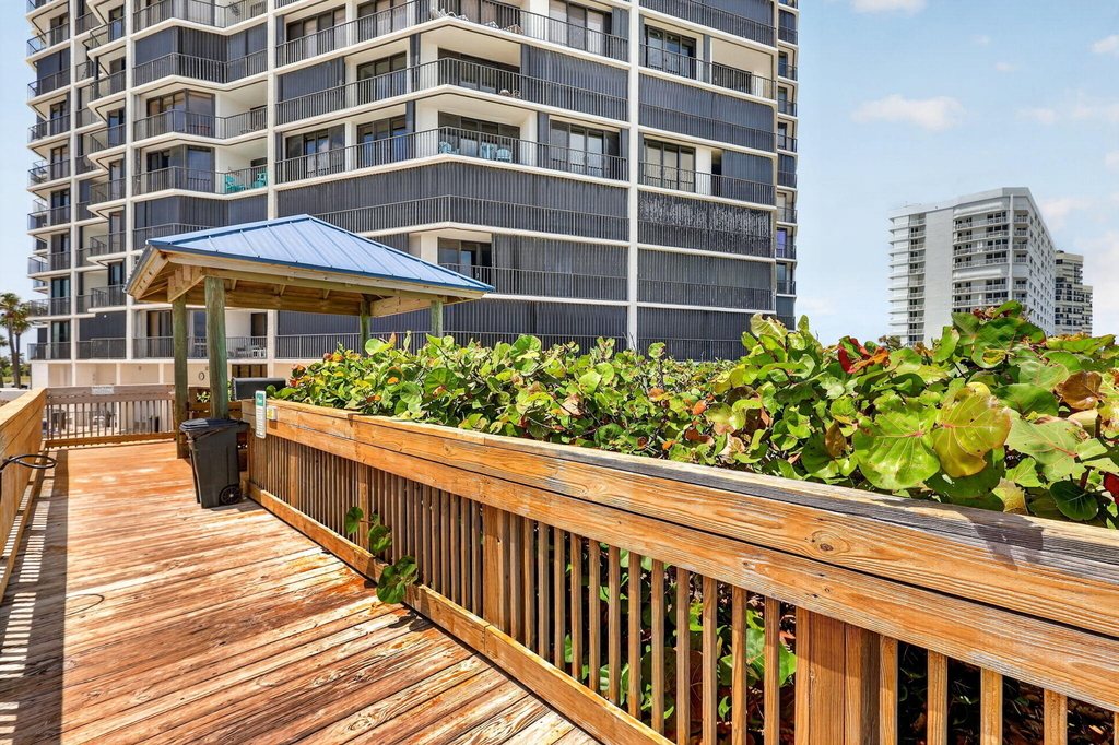 9650 S Ocean Drive - Photo 53