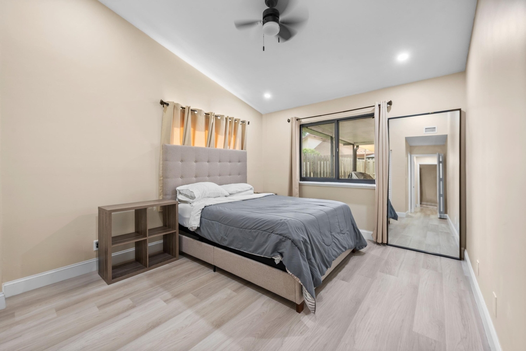 11197 Nw 37th Street - Photo 9