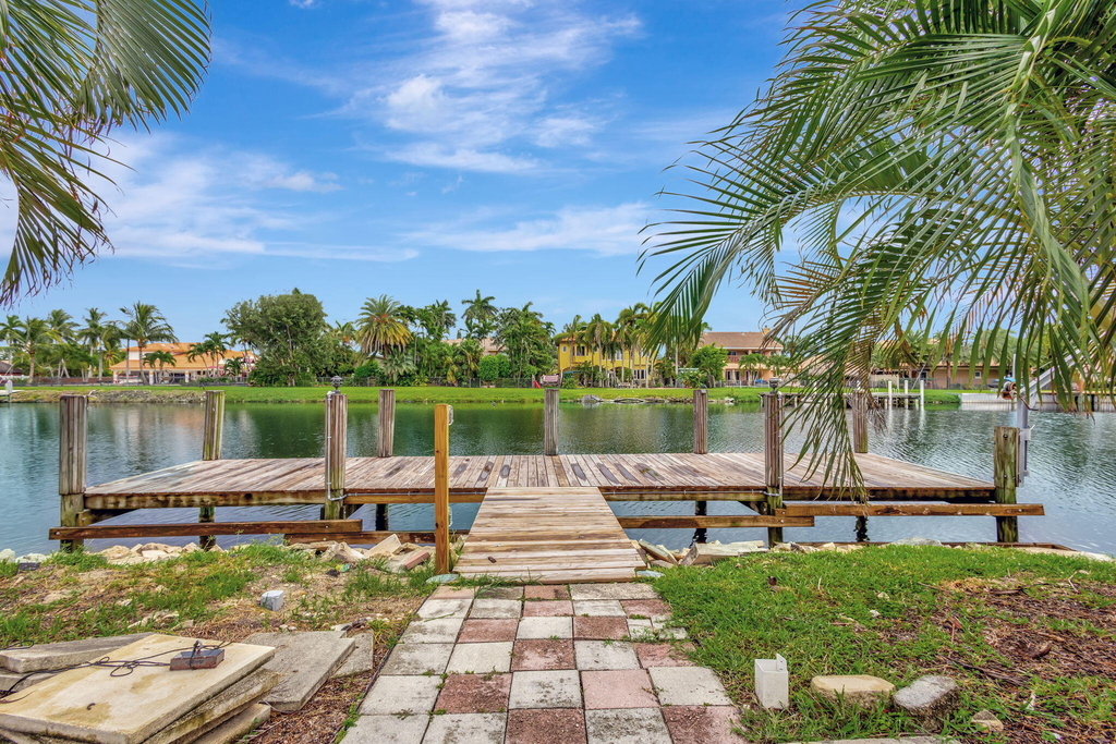1402 Cormorant Road - Photo 35