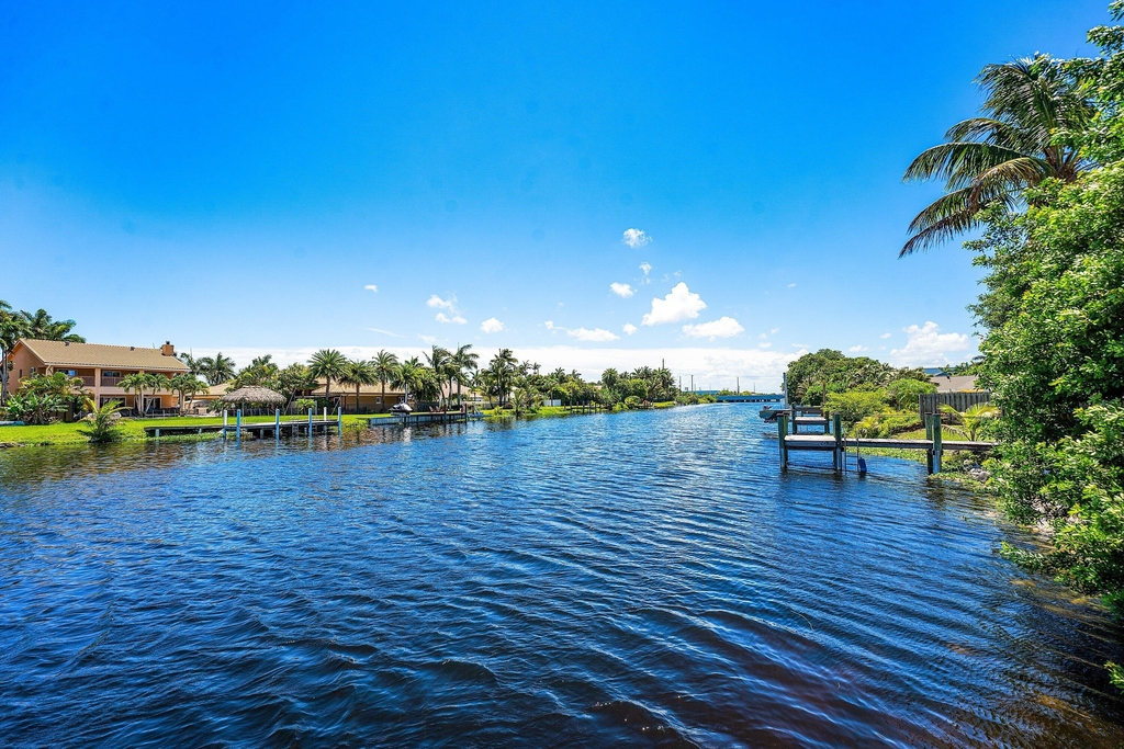 1402 Cormorant Road - Photo 46