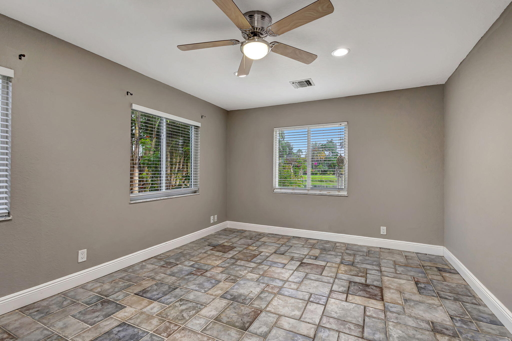 1402 Cormorant Road - Photo 17