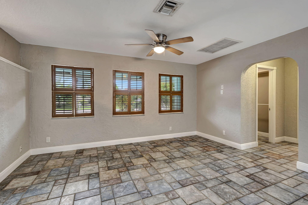 1402 Cormorant Road - Photo 7