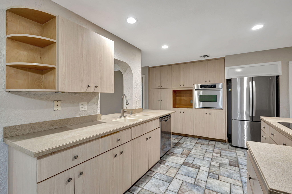 1402 Cormorant Road - Photo 4
