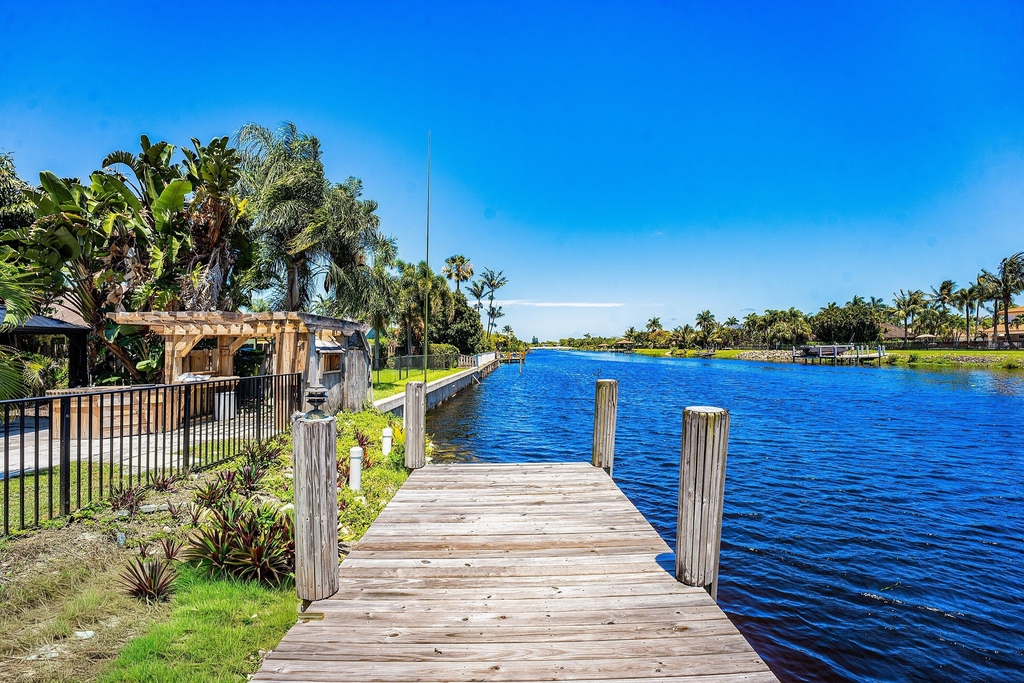 1402 Cormorant Road - Photo 43
