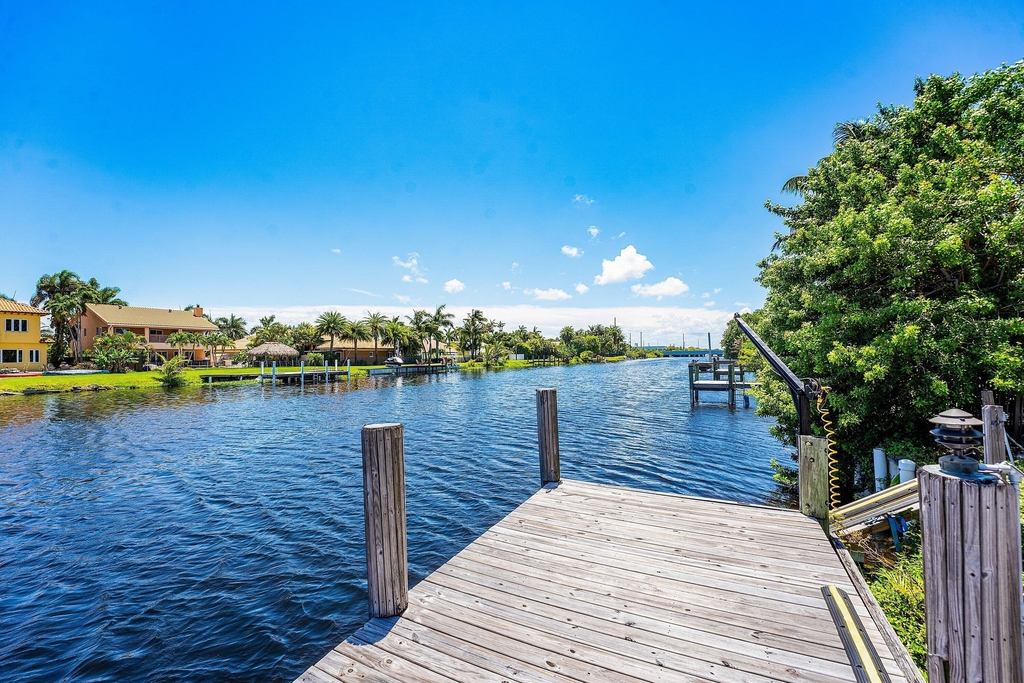 1402 Cormorant Road - Photo 45