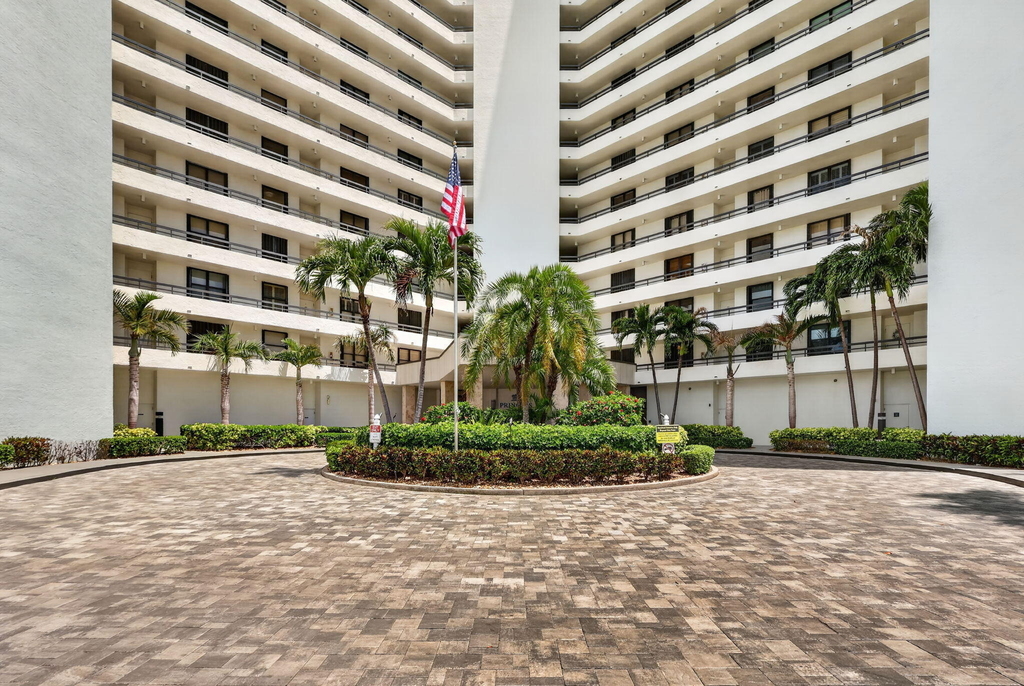 9650 S Ocean Drive - Photo 34